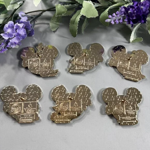 Disney Daisy Donald Trading Pin Pooh Pluto Goofy Shanghai Lapel Pin Brooch Badge